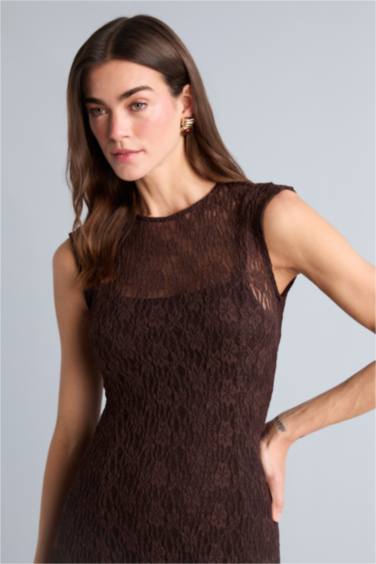 Oversize Fıtted Bisiklet Yaka Dantel Kısa Kollu Maxi Elbise - Görsel 3