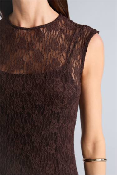 Oversize Fıtted Bisiklet Yaka Dantel Kısa Kollu Maxi Elbise - Görsel 4