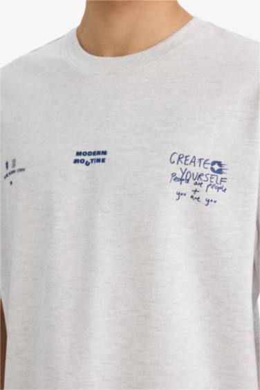 تيشيرت نص كم أوفر سايز مطبوع برقبة مستديرة