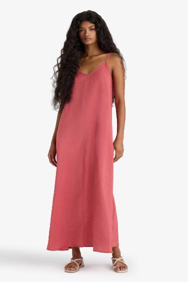 Robe longue à fines bretelles en modal à col V