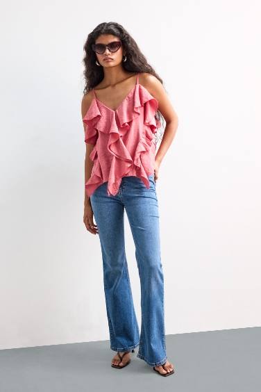 Regular Fit V Yaka Modal Volanlı İnce Askılı Bluz