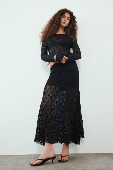A-Line Regular Waist Lined Lace Maxi Skirt