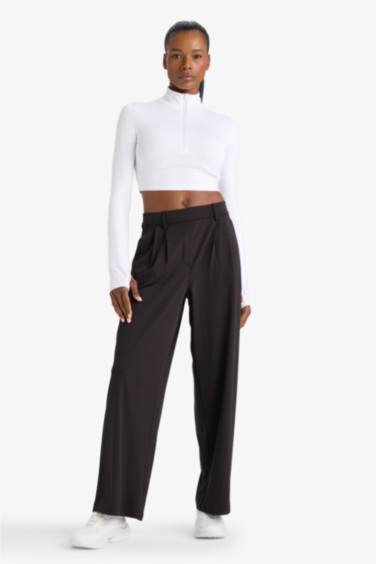 DeFactoFit Wide Leg Geniş Paça Cepli Pileli Standart Boy Premium Sporcu Pantolon