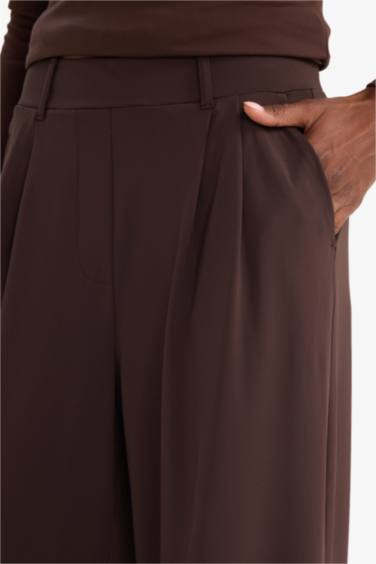 بنطلون قماش وايد ليج برجل واسع