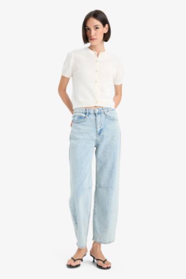 كارديجان تريكو قصة عادية برقبة مستديرة