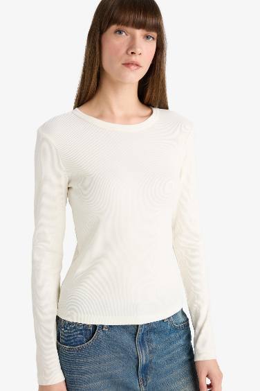 Woman Long Sleeve T-Shirt