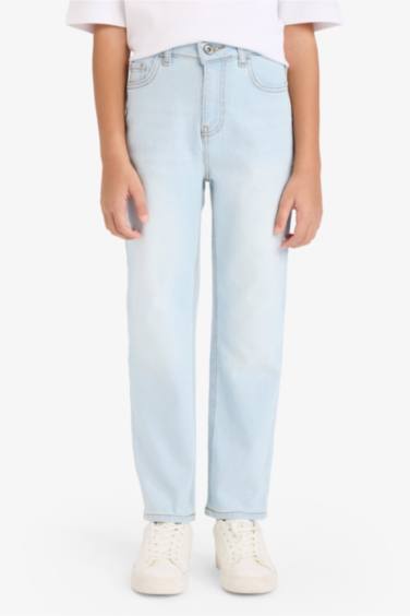 Boy Straight Fit Jeans