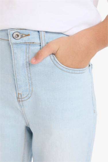 Boy Straight Fit Jeans