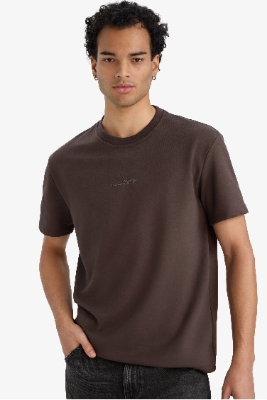 Man Short Sleeve T-Shirt