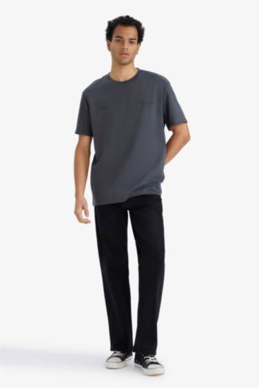 تيشيرت مطبوع يسمح بمرور الهواء