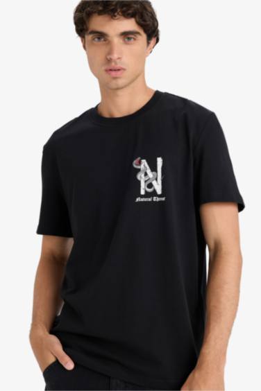 تيشيرت نص ردن مطبوع قصة عادية بياخة مستديرة