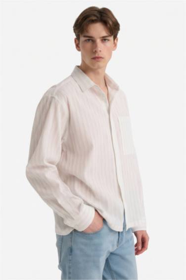 Boxy Fit созылмалы матадан тігілген жейде