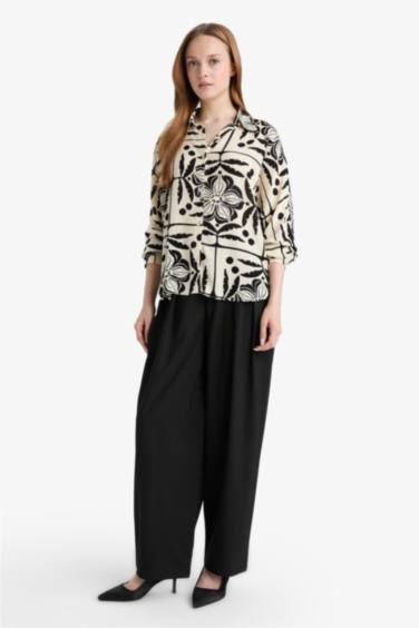 Barrel Fit Pleated Pocket Trousers