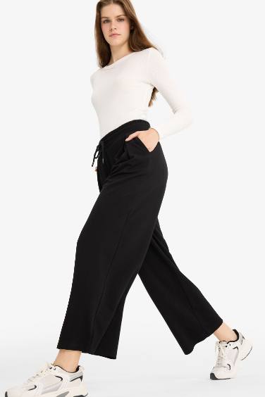 Barrel Fit Thick Sweatshirt Fabric Trousers