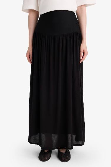 A Cut Crinkle Fabric Maxi Skirt