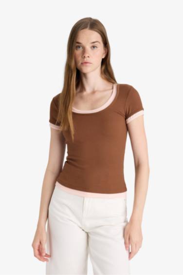 Woman Short Sleeve T-Shirt