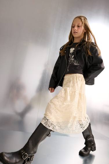 Jupe en dentelle taille élastique pour fille