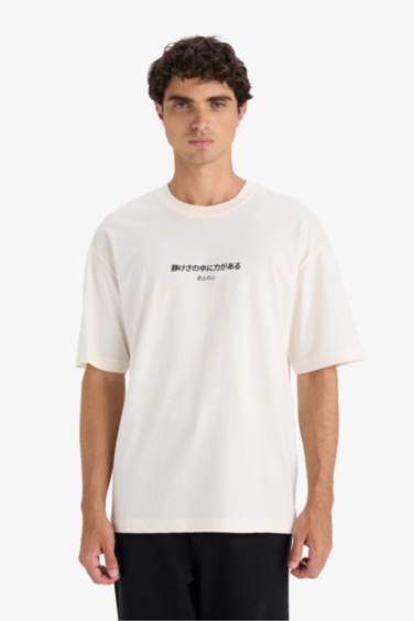 تيشيرت نص ردن قصة عادية وطبعة من الخلف