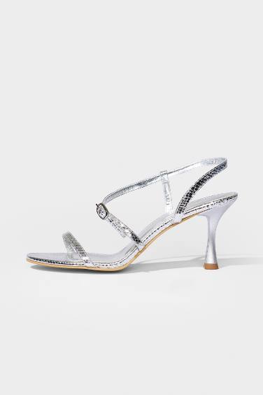 DCEY x DeFacto Kadın Topuklu Silver Ayakkabı