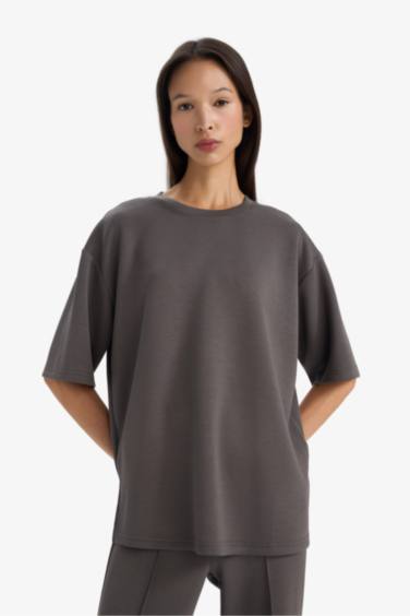 Woman Short Sleeve T-Shirt