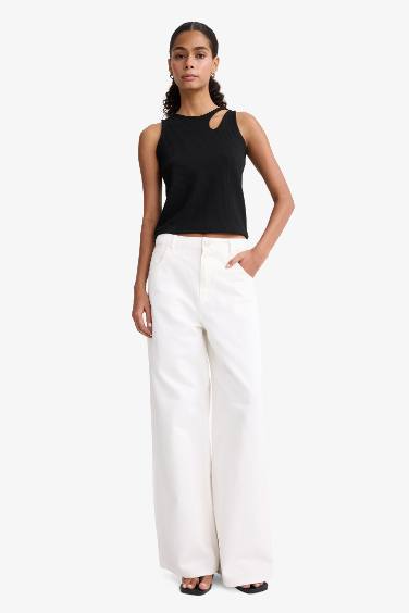 Slim Fit Camisole Crew Neck Tank Top