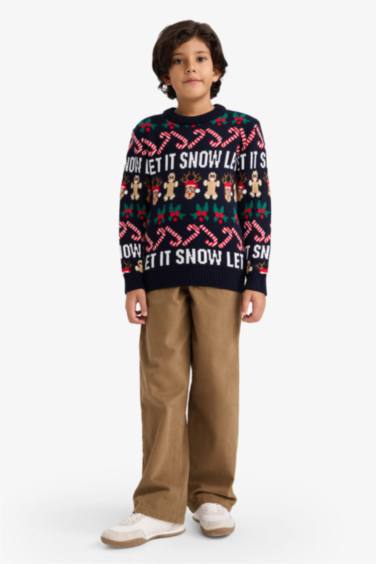 Erkek Çocuk Yılbaşı Temalı Regular Fit Bisiklet Yaka Triko Kazak