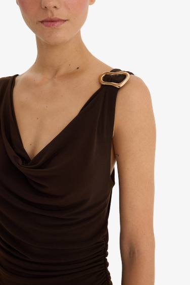 Regular Fit Sleeveless Midi Dress