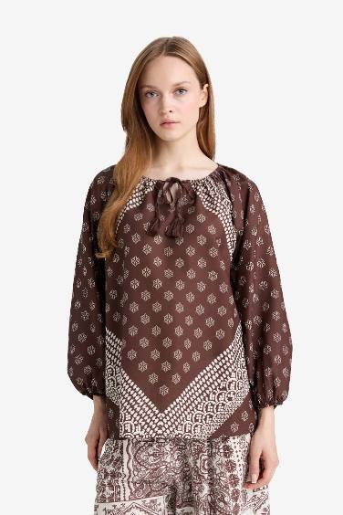 Relax Fit Crew Neck Long Sleeve Blouse