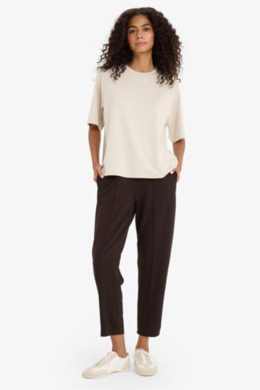 بنطرون رياضي قصة عادية بجيب و رباط