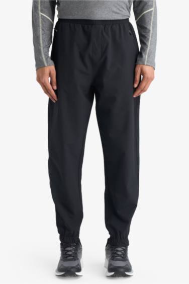 سروال رياضي منسوج سليم فيت