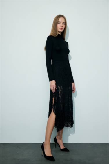 A Line Lace High Waist Maxi Knitted Skirt
