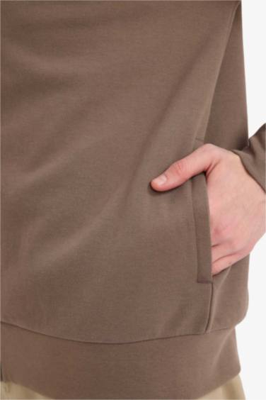 سترة أوفر سايز برقبة عالية