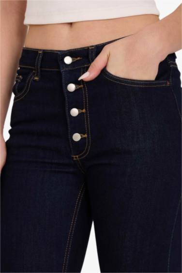 Mia Flare Fit Normal Bel Düz Paça Uzun Jean Pantolon