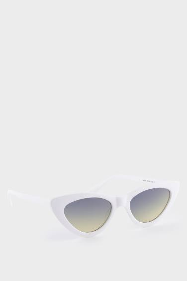 DCEY x DeFacto Kadın Kedi Gözü Formunda Beyaz Güneş Gözlüğü