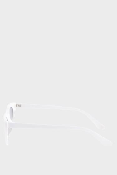 DCEY x DeFacto Kadın Kedi Gözü Formunda Beyaz Güneş Gözlüğü