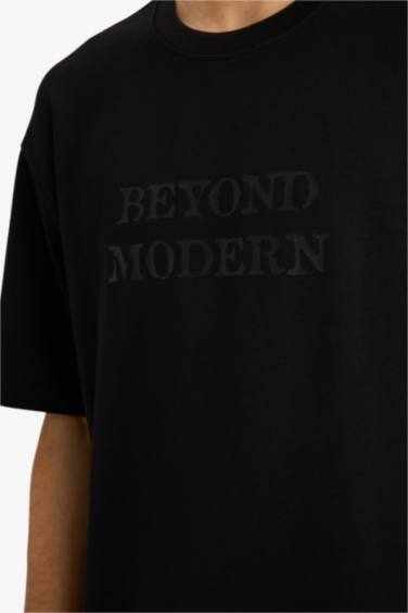 تيشيرت نص كم أوفر سايز بياقة مستديرة