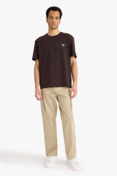 تيشيرت نص كم قصة عادية بياقة مستديرة