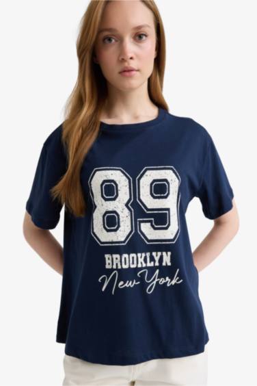 Regular Fit Crew Neck Number Pattern T-Shirt