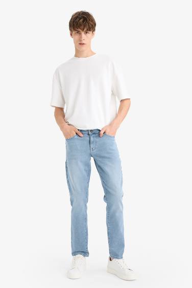 بنطلون جينز بيدرو سليم فيت بخصر عادي