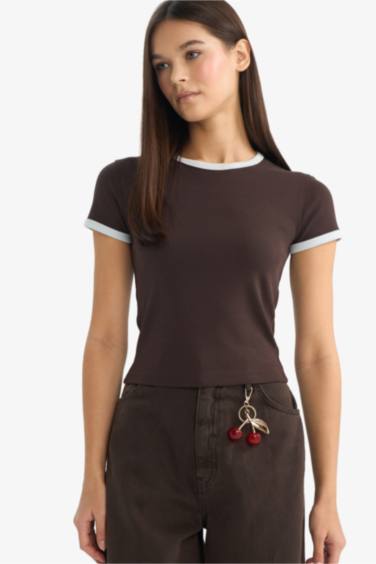 Woman Short Sleeve T-Shirt