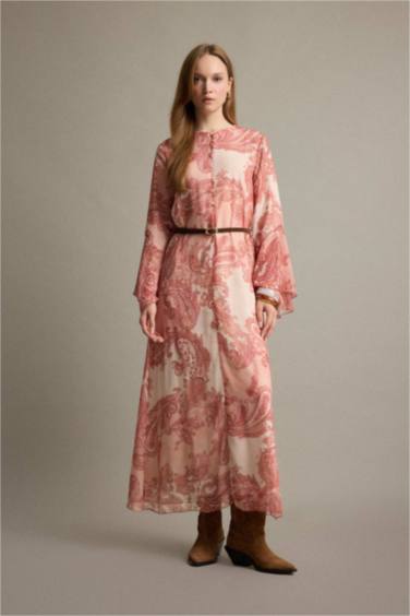 فستان كم طويل من موسلين مطبوع بحزام