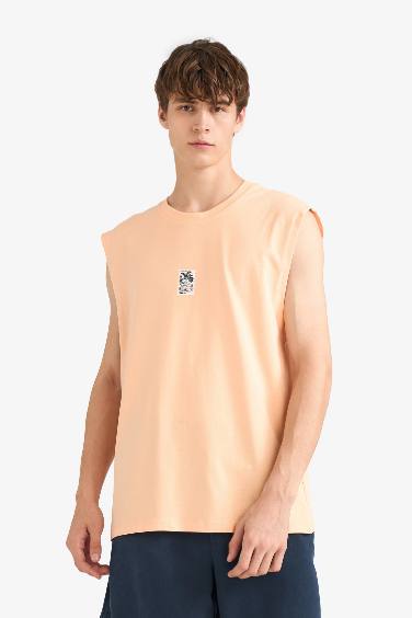 Boxy Fit Printed Crew Neck Sleeveless Tank Top