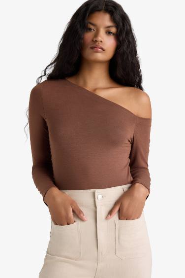 Slim Fit Dar Kesim Tek Omuzlu Uzun Kollu Tişört