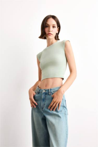 Slim Fit Crew Neck Short Sleeve T-Shirt