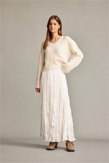 تنورة طويلة ستان قصة مريحة وخصر مطاطي