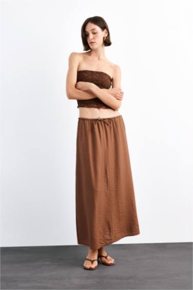 Relax Fit Woven Elastic Band Skirt