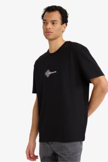 Дышащая футболка с принтом