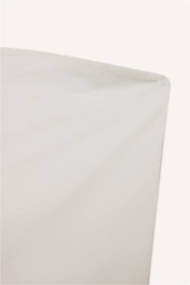 بلوزة بدون حمالات