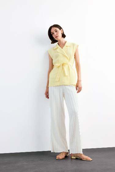 Crew Neck Short Sleeve Blouse