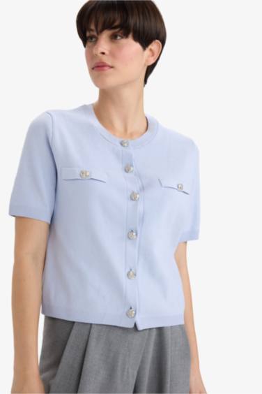 كارديجان تريكو نص كم قصة عادية برقبة مستديرة